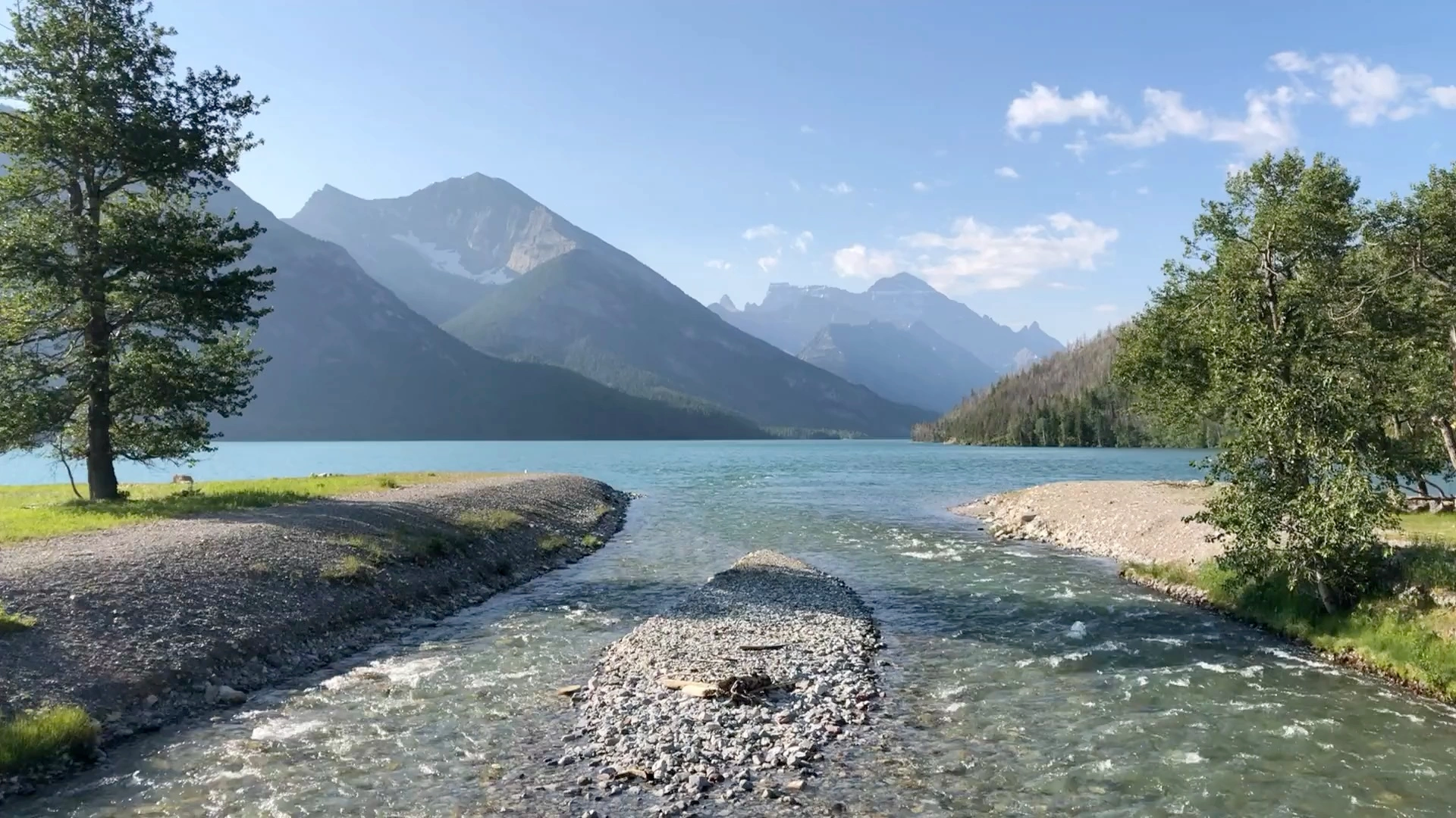 Banff mountains with river flowing